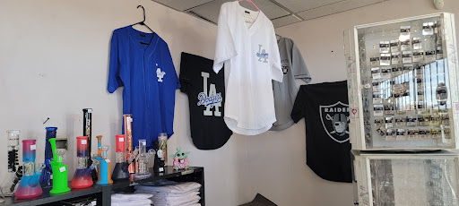 Tobacco Shop «Vegas Smoke Shop», reviews and photos, 3155 N Rancho Dr, Las Vegas, NV 89130, USA