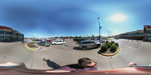 Supermarket «Hy-Vee», reviews and photos, 1320 9th Ave SE, Watertown, SD 57201, USA