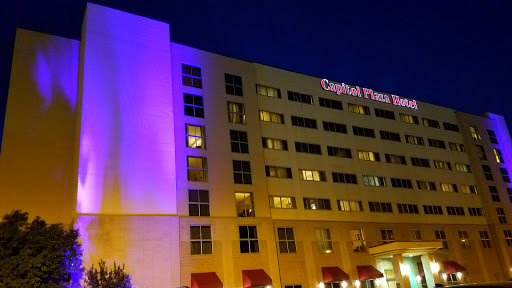 Hotel «Capitol Plaza Hotel Topeka», reviews and photos, 1717 SW Topeka Blvd, Topeka, KS 66612, USA