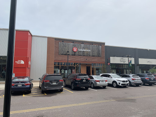 Sportswear Store «lululemon», reviews and photos, 574 N Midvale Blvd, Madison, WI 53705, USA