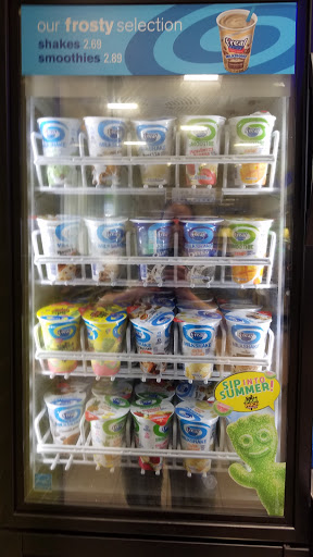 Gas Station «Cumberland Farms», reviews and photos, 318 County St, Taunton, MA 02780, USA