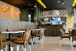 Nando's City Centre Doha image