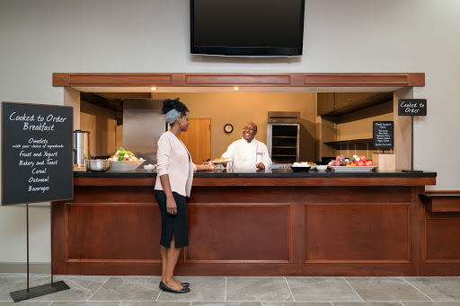 Hotel «Embassy Suites by Hilton Brunswick», reviews and photos, 500 Mall Blvd, Brunswick, GA 31525, USA