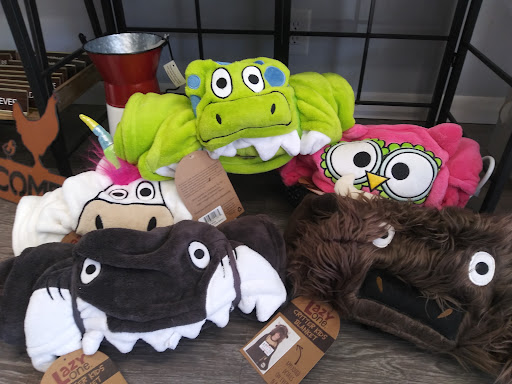 Pet Store «Just Pets», reviews and photos, 393 NY-5, Irving, NY 14081, USA