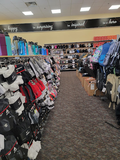 Shoe Store «Shoe Carnival», reviews and photos, 511 S Plano Rd, Richardson, TX 75081, USA