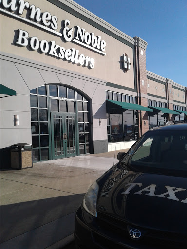 Book Store «Barnes & Noble», reviews and photos, 65 E Marketview Dr, Champaign, IL 61820, USA
