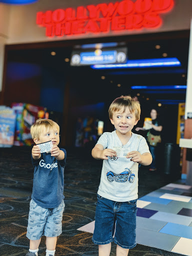 Movie Theater «Regal Cinemas College Station 14», reviews and photos, 415 W College St, Springfield, MO 65806, USA