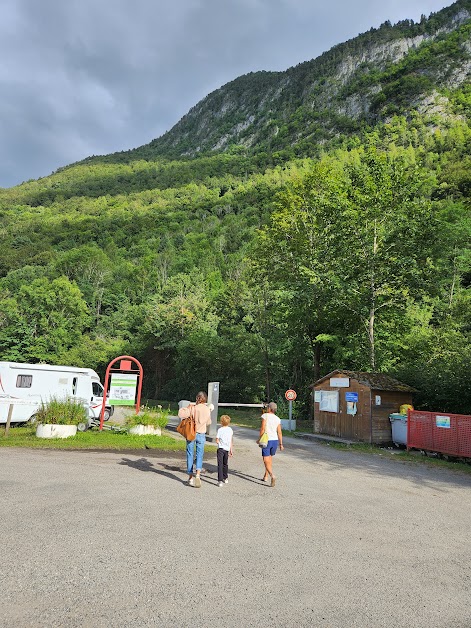 Aire de camping car de Vicdessos à Val-de-Sos (Ariège 09)
