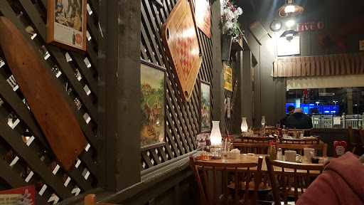 American Restaurant «Cracker Barrel Old Country Store», reviews and photos, 4321 S Interstate Hwy 35, San Marcos, TX 78666, USA