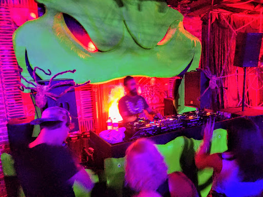 Night Club «The Castle», reviews and photos, 2004 N 16th St, Tampa, FL 33605, USA