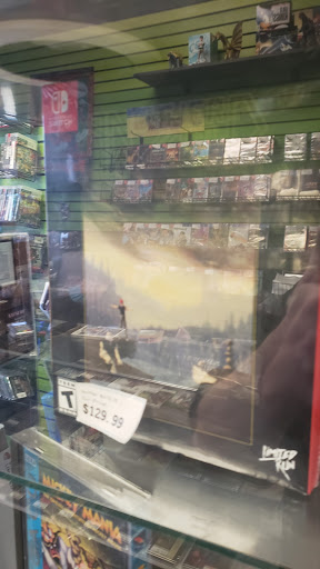 Video Game Store «Warp Zone - Video Games & Beyond», reviews and photos, 4496 Cemetery Rd, Hilliard, OH 43026, USA