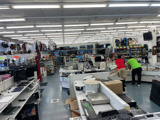 Pawn Shop «Pawn Max», reviews and photos, 1430 E Fowler Ave, Tampa, FL 33612, USA