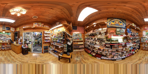 Tobacco Shop «Knuckleheads Tobacco & Gifts», reviews and photos, 550 State St, Madison, WI 53703, USA