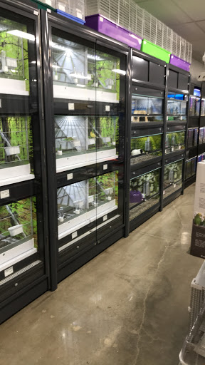 Pet Store «Carters Pet Mart», reviews and photos, 510 N Main St, Manteca, CA 95336, USA