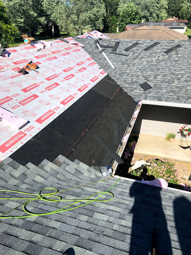 Roofing Contractor «Great River Roofing», reviews and photos, 1206 3rd St S, La Crosse, WI 54601, USA