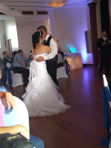 Wedding Venue «Lake Anna Hall», reviews and photos, 542 W Park Ave, Barberton, OH 44203, USA