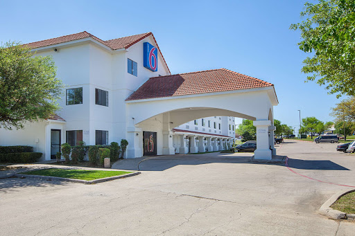 Motel 6 Bedford, TX - Fort Worth image 8