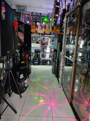 TIENDA MUSICAL "KARLITA"