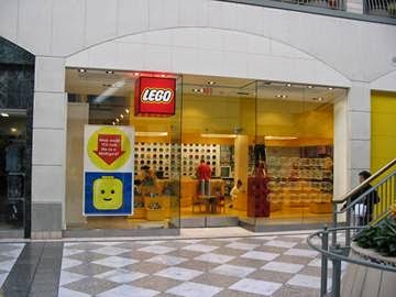 The LEGO® Store Hillsdale Shopping Center