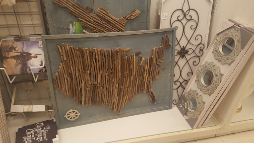 Shopping Mall «Park Forest Shopping Center SW», reviews and photos, 3544 Forest Ln, Dallas, TX 75234, USA