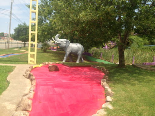 Amusement Center «Funntasia Family Fun Center», reviews and photos, 2016 Memorial Pkwy NW, Huntsville, AL 35810, USA