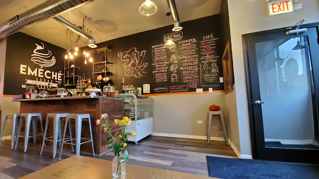 Emeche Cakery & Cafe by null