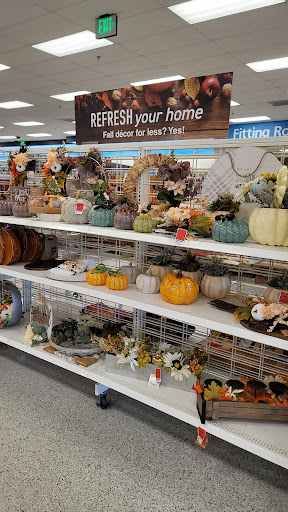 Clothing Store «Ross Dress for Less», reviews and photos, 1601 Willow Lawn Dr, Richmond, VA 23230, USA