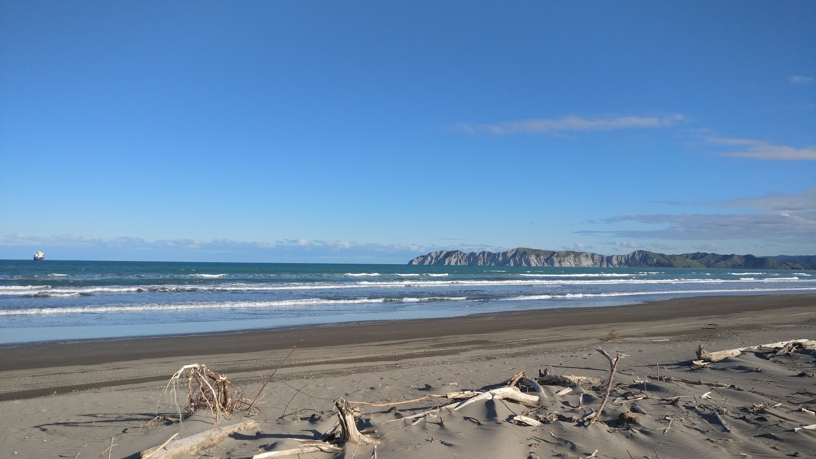 Fotografija Midway Beach II z svetel pesek površino