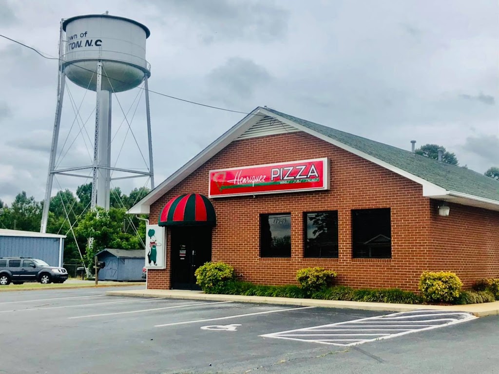Henriquez Pizza 27239
