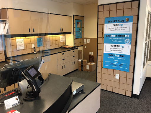 Shipping and Mailing Service «The UPS Store», reviews and photos, 1108 Lavaca St #110, Austin, TX 78701, USA