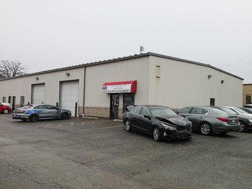 Auto Body Shop «Lake Bluff Auto Body», reviews and photos, 28845 Nagel Ct, Lake Bluff, IL 60044, USA