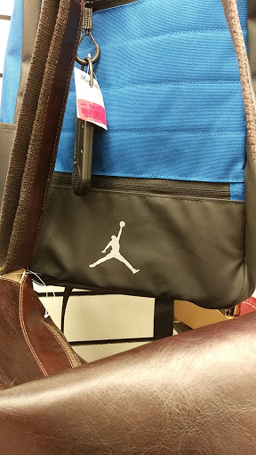 Department Store «Marshalls», reviews and photos, 2115 9th St N, Naples, FL 34102, USA