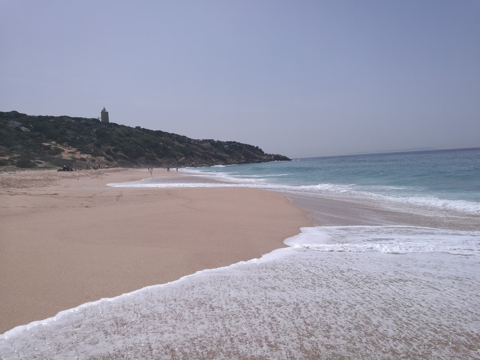 Fotografija Plaža Entre Dos Torres z visok stopnjo čistoče
