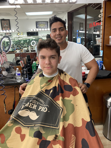 Barber Shop «Miami Beach Barber Shop», reviews and photos, 1114 Normandy Dr, Miami Beach, FL 33141, USA