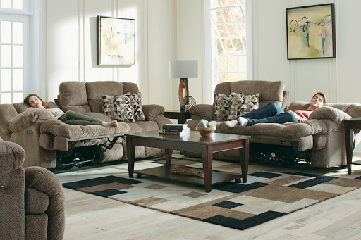 Furniture Store «Evansville Overstock Warehouse Furniture & Mattress», reviews and photos, 201 N Green River Rd, Evansville, IN 47715, USA