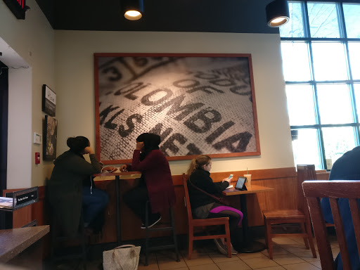 Coffee Shop «Starbucks», reviews and photos, 3330 W Friendly Ave, Greensboro, NC 27410, USA