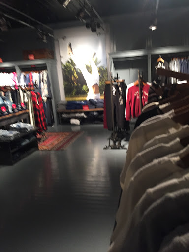 Clothing Store «Hollister Co.», reviews and photos, 1251 U.S. 31 N #146, Greenwood, IN 46142, USA