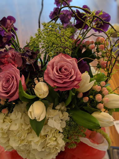 Florist «Lavender Fields», reviews and photos, 43930 Farmwell Hunt Plaza #120, Ashburn, VA 20147, USA