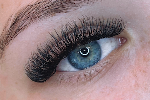 Sculpt Brows & Lashes image