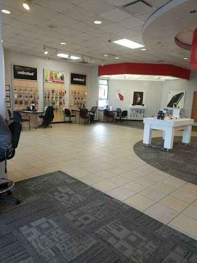 Verizon Authorized Retailer - A Wireless, 15375 Wallisville Rd, Houston, TX 77049, USA, 