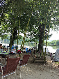 Atmosphère du Base de Caix, activités nautiques, restaurant, camping ️ et aire de camping-car à Luzech - n°2