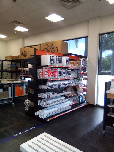 Print Shop «FedEx Office Print & Ship Center», reviews and photos, 10401 Pines Blvd, Pembroke Pines, FL 33026, USA