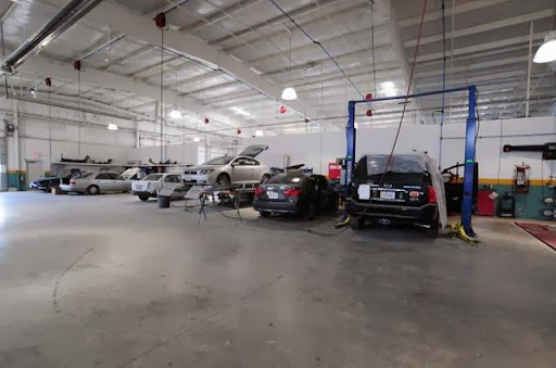 Auto Body Shop «D&V Autobody, Inc.», reviews and photos, 23550 Overland Dr, Sterling, VA 20166, USA