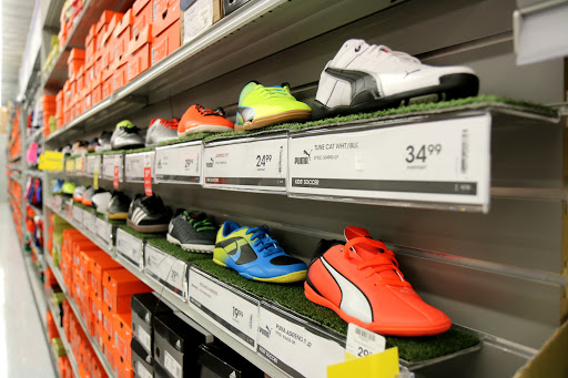 Sporting Goods Store «Academy Sports + Outdoors», reviews and photos, 6700 Columbia St, Evansville, IN 47715, USA