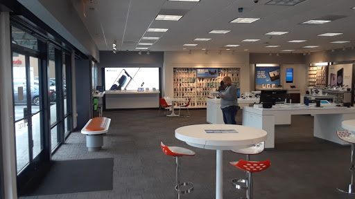 Cell Phone Store «AT&T», reviews and photos, 17342 Colima Rd, Rowland Heights, CA 91748, USA