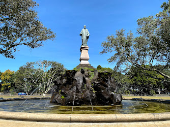 Campbell Fountain and Statue