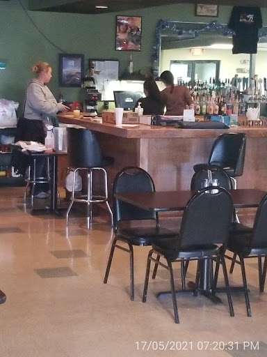 Restaurant «The Pickle Lounge & Northside Lanes», reviews and photos, 1776 Independence Pkwy, Hartford City, IN 47348, USA