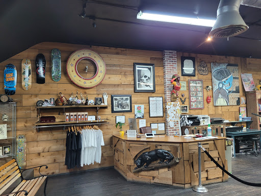 Tattoo Shop «Love Hate Tattoo Studio», reviews and photos, 1360 Washington Ave, Miami Beach, FL 33139, USA
