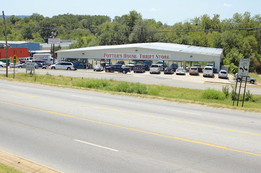 Thrift Store «Potters House Thrift», reviews and photos