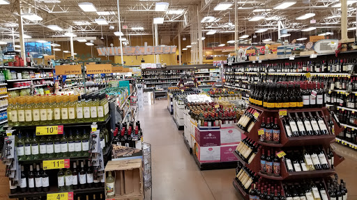 Shopping Mall «Shelter Cove Towne Centre», reviews and photos, 40 Shelter Cove Ln, Hilton Head Island, SC 29928, USA